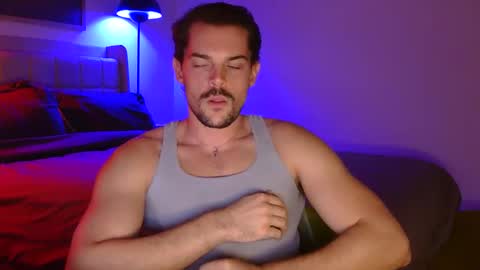 Louis Valmer online show from November 2025 03:05:02 AM