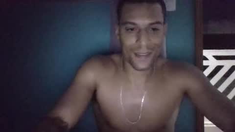 Snapshot of louloulouu chatting on February 2026 03:02:01 AM Moreno online show from February 2026 03:02:01 AM