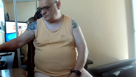 Snapshot of loumtl3 chatting on July 2026 12:22:02 PM loumtl3 online show from July 2026 12:22:02 PM