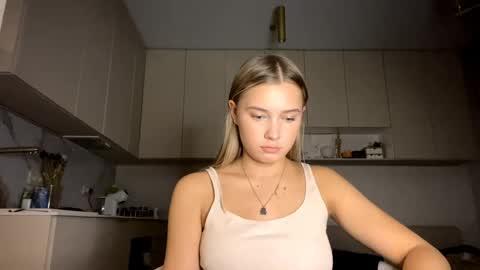 Snapshot of lourapimenta chatting on April 2026 04:38:01 PM Eliza online show from April 2026 04:38:01 PM