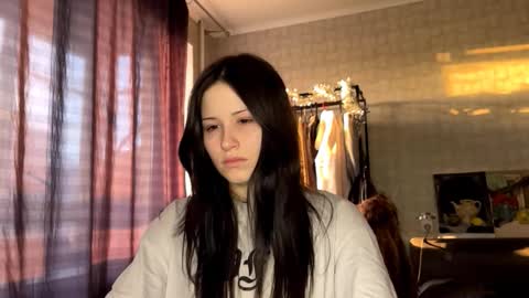 Elfie online show from March 2026 04:13:01 PM