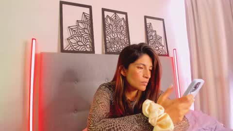 Lourrein Stoun   Independiente online show from January 2026 08:56:01 PM