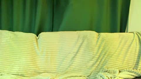 Cute face online show from May 2026 02:06:02 AM