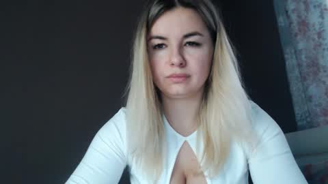 Snapshot of love_dom_meg chatting on February 2026 09:06:02 AM Megane online show from February 2026 09:06:02 AM