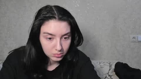 Snapshot of love_lina_muuur chatting on April 2026 04:10:02 PM LINA online show from April 2026 04:10:02 PM