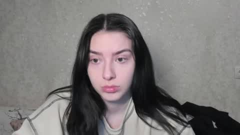 Snapshot of love_lina_muuur chatting on April 2026 07:11:02 PM LINA online show from April 2026 07:11:02 PM
