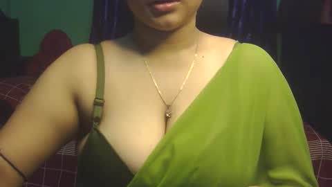 Snapshot of love_luna_angel chatting on November 2025 09:36:01 PM Luna online show from November 2025 09:36:01 PM