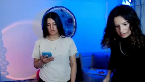 Snapshot of love_oftwo chatting on February 2025 10:36:01 PM Melisa Emily online show from February 2025 10:36:01 PM