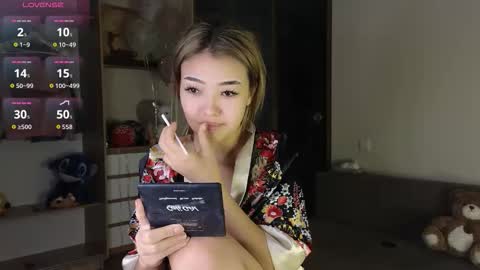Snapshot of love_peace_here chatting on September 2025 01:28:02 AM hi its me online show from September 2025 01:28:02 AM