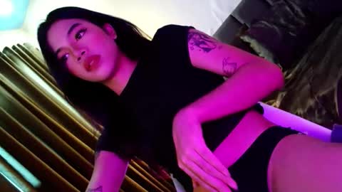 Seren online show from November 2025 06:01:01 AM