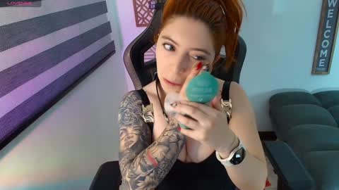 Snapshot of love_sharol chatting on December 2024 11:30:01 PM Sharol Leon online show from December 2024 11:30:01 PM