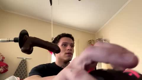 love stretch online show from February 2026 03:54:02 PM