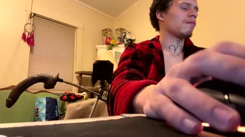 love stretch online show from February 2026 07:17:01 AM