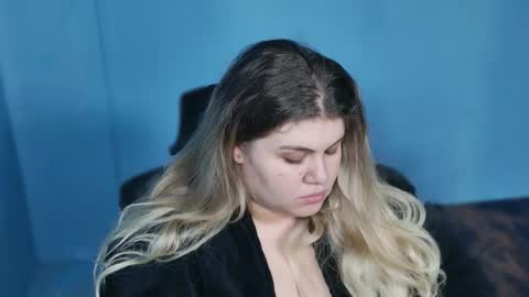 Snapshot of love_wiggy18 chatting on February 2026 08:14:01 AM Ally online show from February 2026 08:14:01 AM