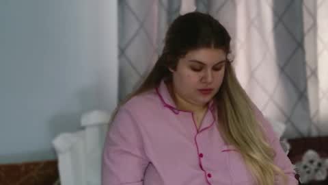 Snapshot of love_wiggy18 chatting on March 2026 06:39:01 AM Ally online show from March 2026 06:39:01 AM