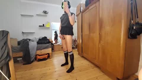 Snapshot of loveanarchist chatting on November 2025 06:53:02 PM Love online show from November 2025 06:53:02 PM