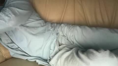 Snapshot of lovecoquin chatting on October 2025 08:20:02 PM lovecoquin online show from October 2025 08:20:02 PM