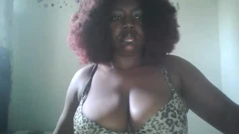 mila online show from October 2025 07:15:01 AM