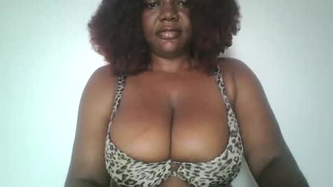 mila online show from October 2025 06:33:01 AM