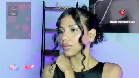 Snapshot of lovecurls_ chatting on February 2025 01:02:02 AM Luna online show from February 2025 01:02:02 AM