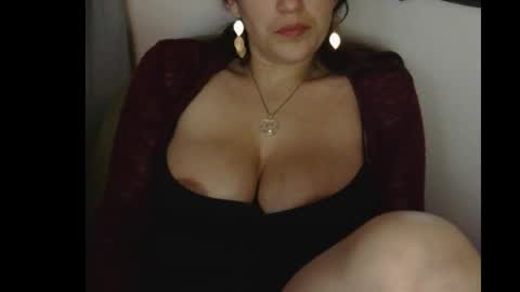 Ashley and Leon online show from November 2025 08:46:01 AM