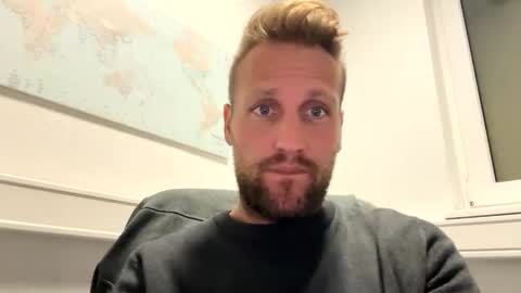 lovefuesse online show from October 2025 11:09:01 AM