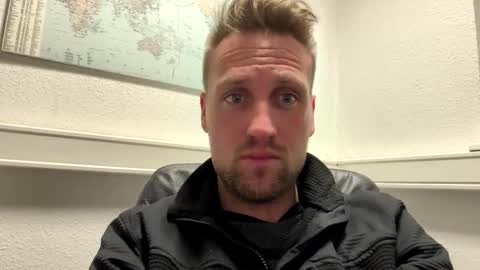 lovefuesse online show from February 2026 06:25:01 PM