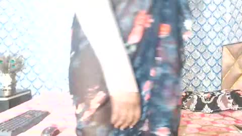 Divya online show from October 2025 02:48:01 PM