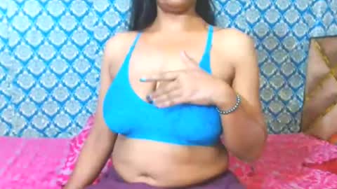 Divya online show from April 2026 12:39:01 PM