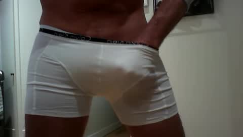 Snapshot of lovehairyone chatting on February 2025 06:26:02 PM lovehairyone online show from February 2025 06:26:02 PM