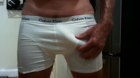 Snapshot of lovehairyone chatting on September 2025 04:06:02 PM lovehairyone online show from September 2025 04:06:02 PM