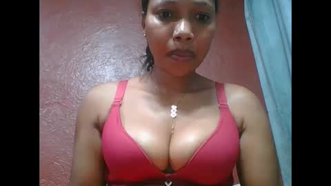 loveinlife750427 online show from October 2025 05:31:01 PM