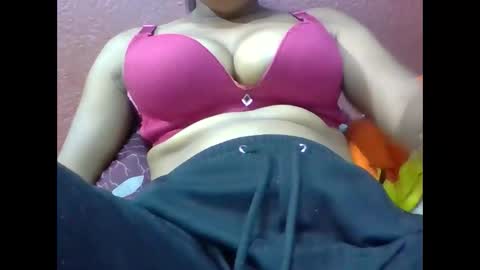 Snapshot of loveinlife750427 chatting on February 2026 03:22:01 PM loveinlife750427 online show from February 2026 03:22:01 PM