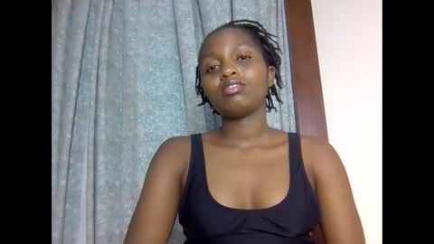 Snapshot of lovelbrownie chatting on October 2025 09:38:01 PM lovelbrownie online show from October 2025 09:38:01 PM