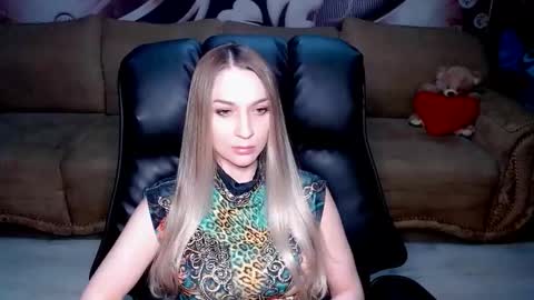 private open online show from September 2025 03:35:02 PM