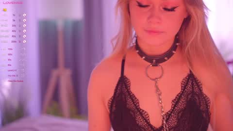 Snapshot of lovellynelly chatting on March 2025 02:32:01 PM Nelly online show from March 2025 02:32:01 PM