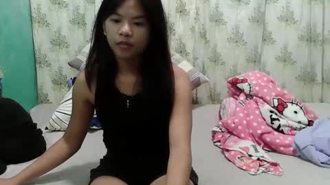 lovellypussy4u online show from December 2025 02:58:02 PM