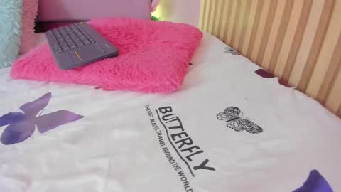 Kissy online show from April 2026 07:07:02 PM