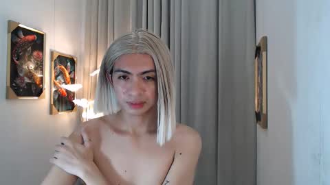 alwina online show from April 2026 08:42:02 PM