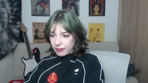 Snapshot of lovely_cass chatting on February 2025 06:23:01 AM Cassie online show from February 2025 06:23:01 AM