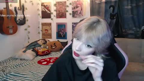 Snapshot of lovely_cass chatting on June 2026 10:48:02 PM Cassie online show from June 2026 10:48:02 PM