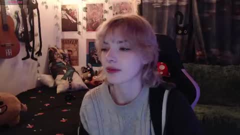 Snapshot of lovely_cass chatting on June 2026 07:28:02 AM Cassie online show from June 2026 07:28:02 AM