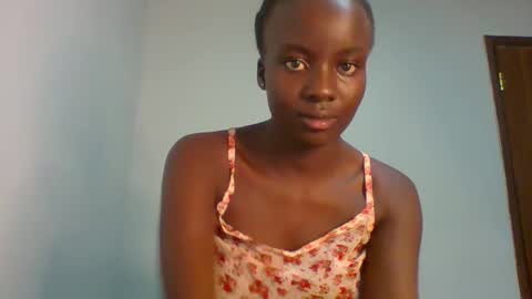 Snapshot of lovely_choco chatting on September 2025 10:14:01 PM Choco online show from September 2025 10:14:01 PM