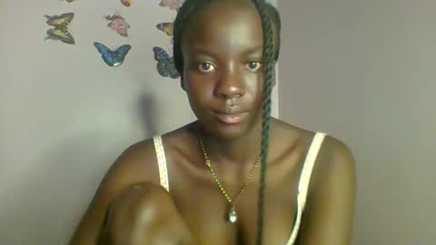 Snapshot of lovely_choco chatting on December 2025 06:36:02 PM Choco online show from December 2025 06:36:02 PM