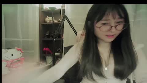 Snapshot of lovely_dana chatting on January 2026 01:27:01 PM DANA KIM online show from January 2026 01:27:01 PM