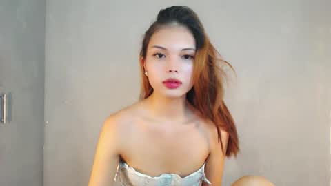 Snapshot of lovely_darlingx chatting on June 2026 02:53:01 AM Precious . online show from June 2026 02:53:01 AM