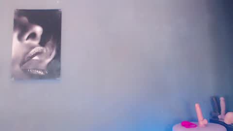 Snapshot of lovely_darlingx chatting on June 2026 01:54:01 AM Precious . online show from June 2026 01:54:01 AM