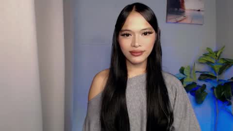 lovely_felicity online show from October 2025 09:18:02 AM