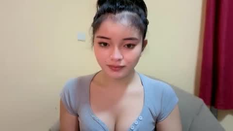 Lovely Laura online show from September 2025 11:01:02 AM