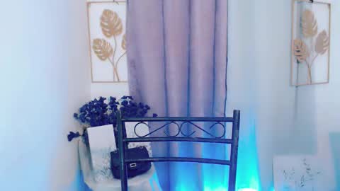 lovely_lianne online show from May 2026 08:14:02 PM